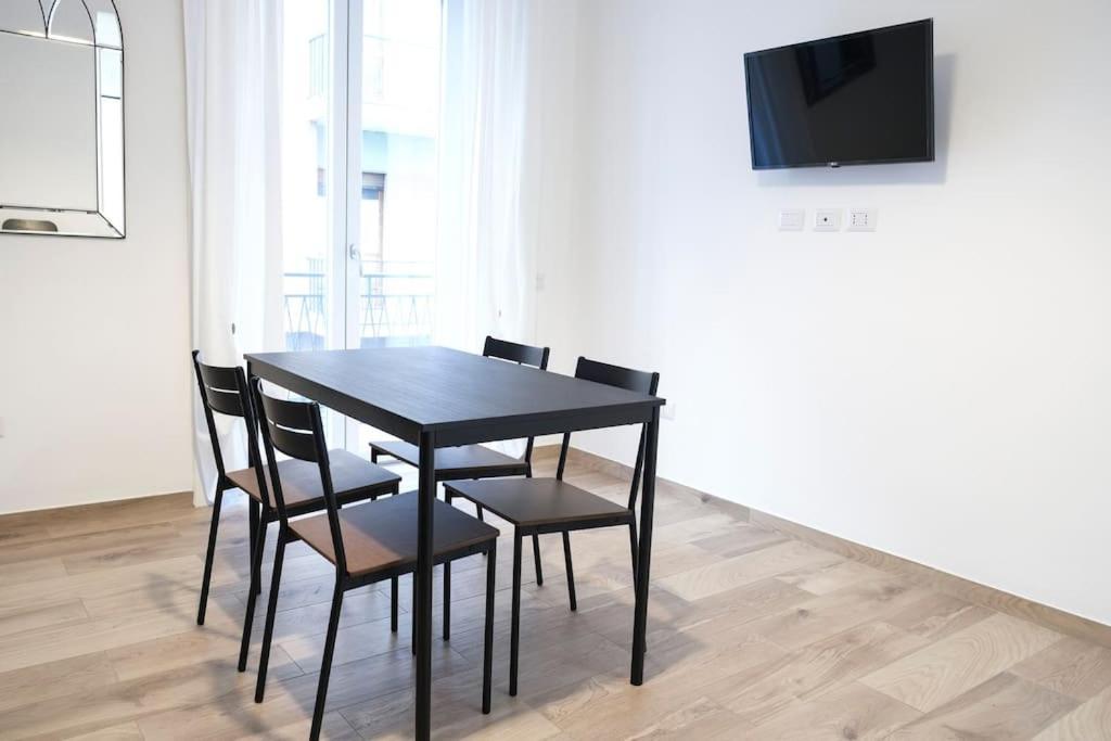Nizza Apartment In Centro Салерно Екстериор снимка